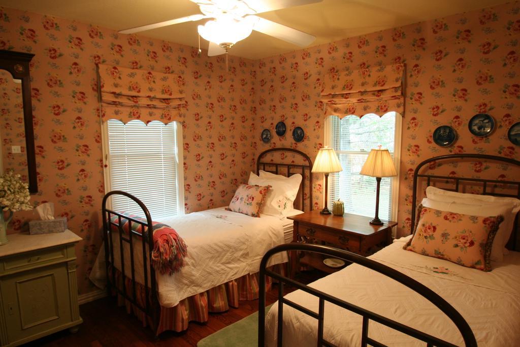 Onion Creek Cottage Austin Exterior foto
